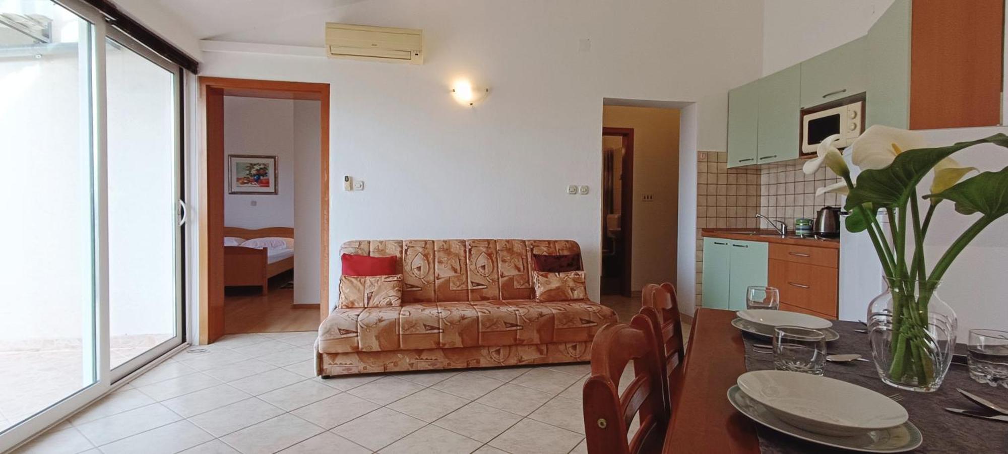 Apartments Roko Lalin Pakostane Bagian luar foto