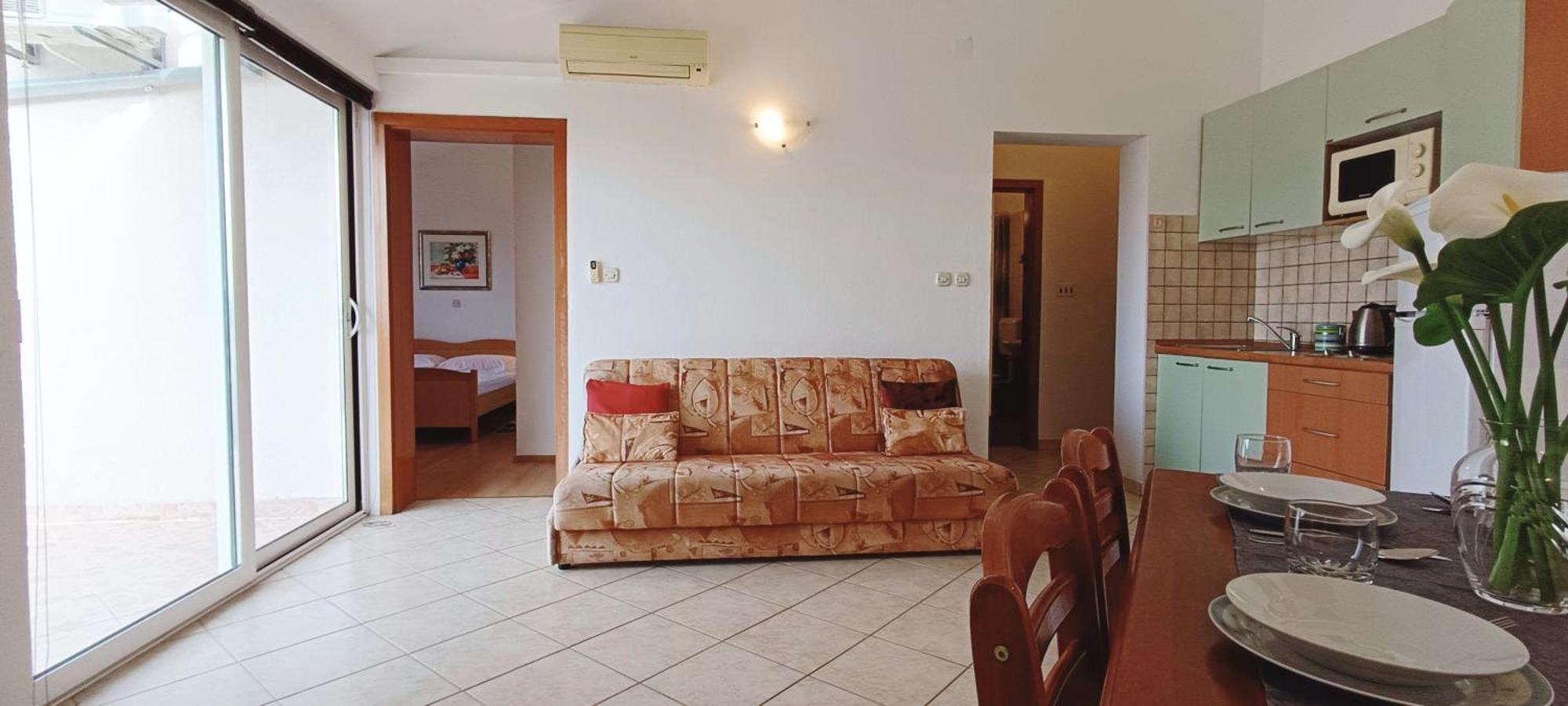 Apartments Roko Lalin Pakostane Bagian luar foto