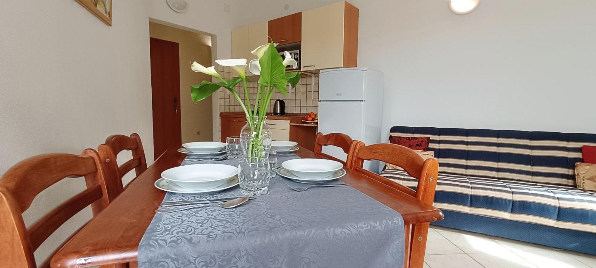 Apartments Roko Lalin Pakostane Bagian luar foto